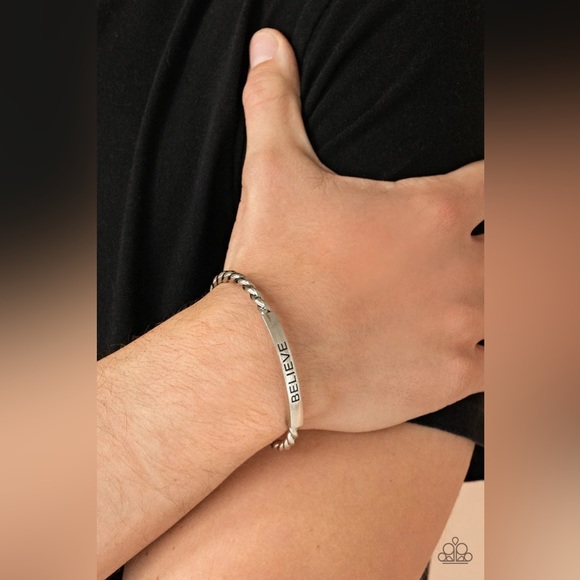 paparazzi Other - 3/$10  “Believe” Bracelet